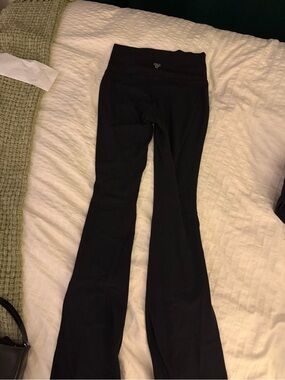 Aritzia Black Flared Yoga Leggings